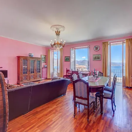 Il Porticciolo Stunning View - Happy Apartment