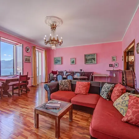Il Porticciolo Stunning View - Happy Apartment