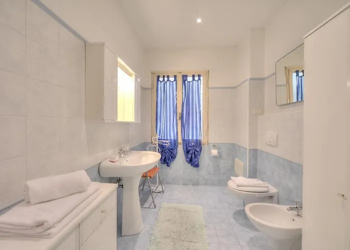 Appartamento Il Porticciolo Stunning View - Happy *